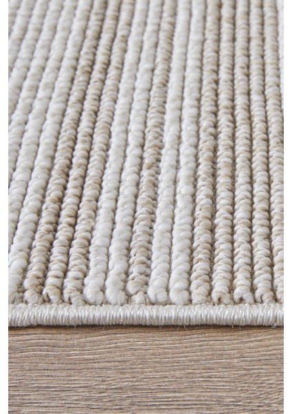 Posıtano Krem Bej Renk Çizgili Model Yumuşak Bukleli ve Püsküllü Dekoratif Makine Dokuma Halı