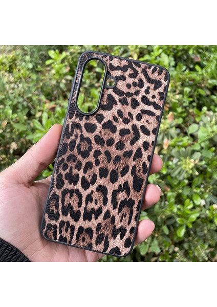Samsung Galaxy A56 Kılıf Leopar Desenli Içi Kadife Kapak