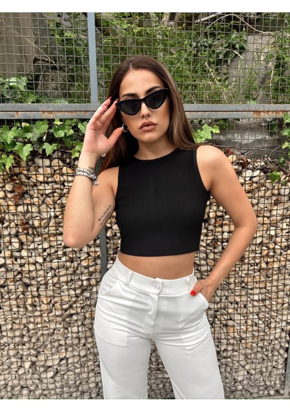 Mistix Sırtı Dantel Puantiye Detaylı Crop - Siyah Siyah - M