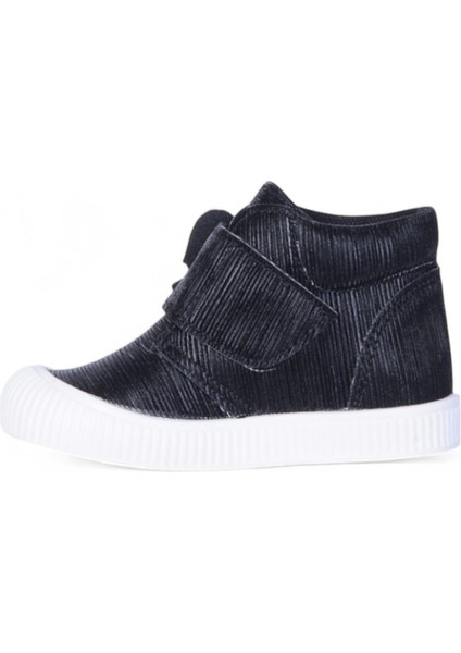 Herbebe 011 Simli Siyah Kız Çocuk Bot modelleri