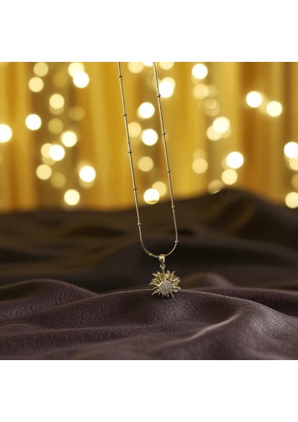 Kadın Kolye 316L Çelik Güneş Figürlü Dönen Uçlu Kolye Gold Paslanmaz Alerji Yapmaz 316L Çelik Kolye Kadın Güneş Kolye Altın Renkli Kolye Çelik Takı Alerji Yapmaz Kolye Şık Kolye Modelleri Şık Tasarım