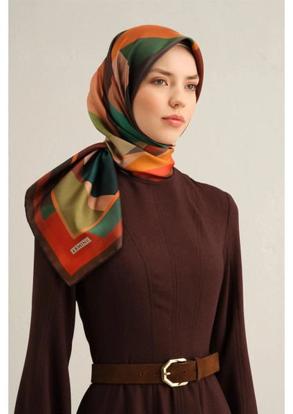 Geometrik Desenli Sura Saf Ipek Eşarp - 8834D 83