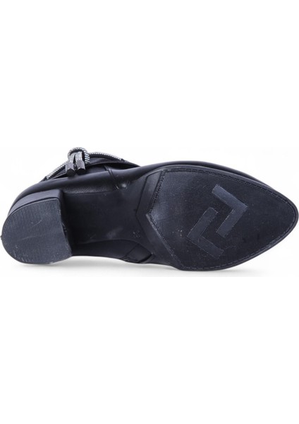 BY15 Cilt Siyah Ayışığı Kadın 7cm Topuklu Bot fırsatları