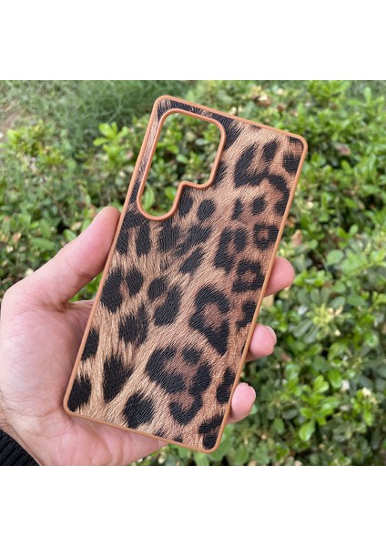Samsung Galaxy S24 Ultra Kılıf Leopar Desenli Içi Kadife Kapak