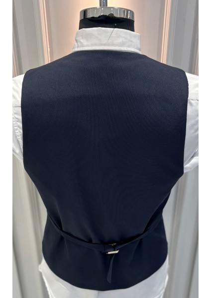 Erkek V Yaka Slim Fit Full Kumaş Yelek indirimleri