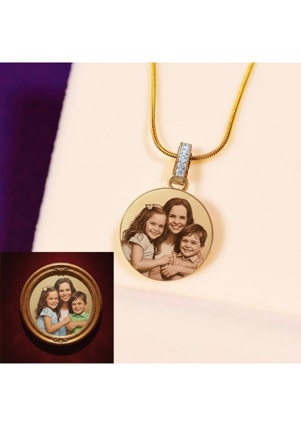 316L Paslanmaz Çelik Fotoğraflı Isimli Kişiye Özel Aile Kolyesi Altın Renk Yuvarlak Plaka