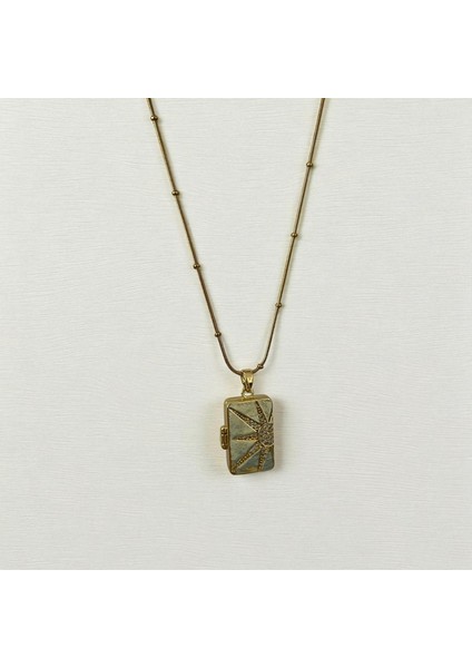 Kadın 316L Gold Açılabilir Dikdörtgen Kolye – Taşlı Yıldız Detaylı, Paslanmaz Çelik, Suya Dayanıklı, Alerji Yapmaz Şık Takı indirimleri