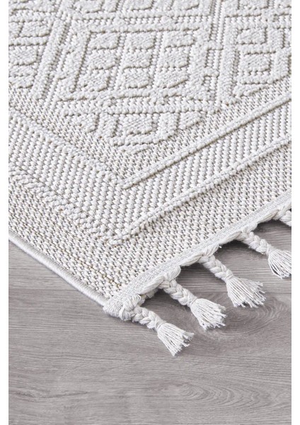 Valverde Krem Renkli Çerçeveli Model Yumuşak Bukle Sisal ve Püsküllü Makine Dokuma Halı