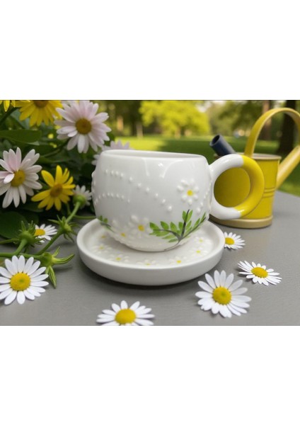 Seramik El Yapımı Kırmızı Papatya Desenli Çay/kahve Fincanı