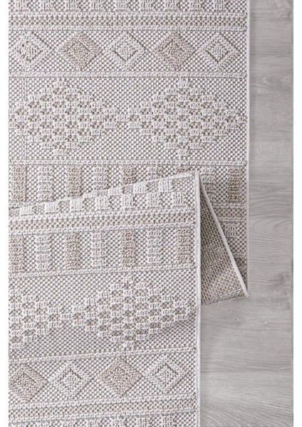 Valverde Krem ve Bej Renkli Iskandinav Model Yumuşak Bukle Sisal ve Püsküllü Makine Dokuma Halı fırsatları