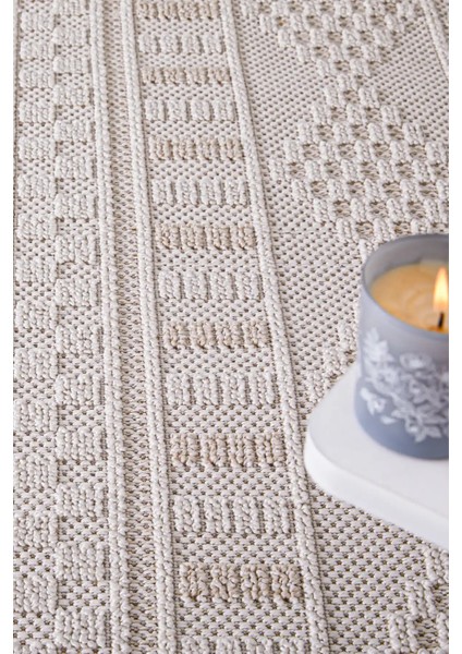 Valverde Krem ve Bej Renkli Iskandinav Model Yumuşak Bukle Sisal ve Püsküllü Makine Dokuma Halı