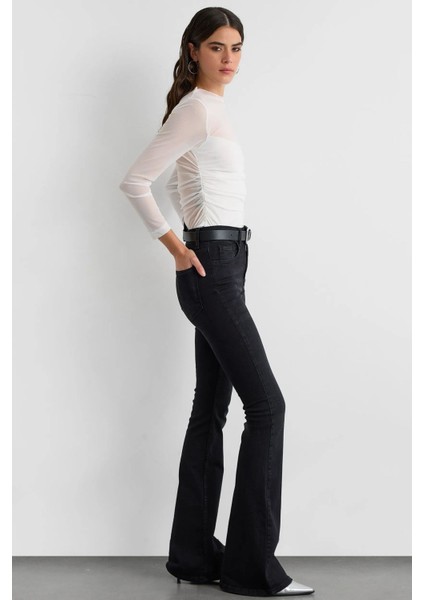 Kadın Ruched Detaylı Mesh Kırpılmış Yüksek Boyunlu Bluz Beyaz fiyatları