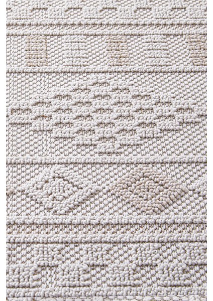 Valverde Krem ve Bej Renkli Iskandinav Model Yumuşak Bukle Sisal ve Püsküllü Makine Dokuma Halı indirimleri