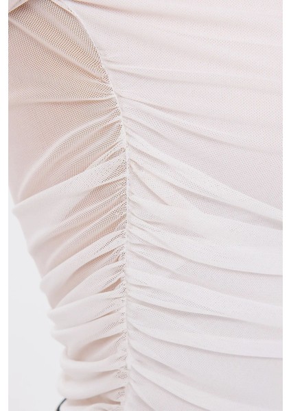 Kadın Ruched Detaylı Mesh Kırpılmış Yüksek Boyunlu Bluz Beyaz indirimleri