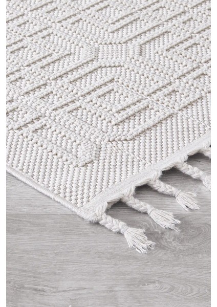 Valverde Krem Renkli Dekoratif Model Yumuşak Bukle Sisal ve Püsküllü Makine Dokuma Halı
