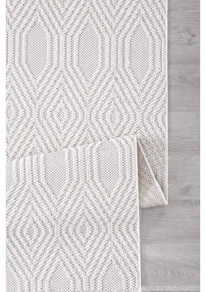 Valverde Krem Renkli Geometrik Model Yumuşak Bukle Sisal ve Püsküllü Makine Dokuma Halı fırsatları
