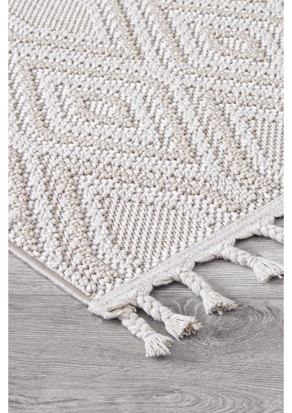 Valverde Krem ve Bej Renkli Geometrik Model Yumuşak Bukle Sisal ve Püsküllü Makine Dokuma Halı indirimleri