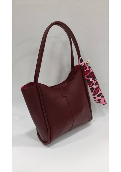 Büyük Boy Şal Detaylı Soft Suni Deri Kadın Omuz Çantası