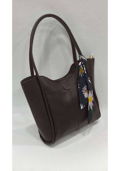 Büyük Boy Şal Detaylı Soft Suni Deri Kadın Omuz Çantası