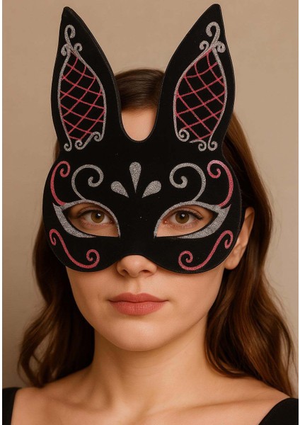 Zeroshop Siyah Renk Kırmızı Beyaz Simli Siyah Süet Kaplama Tavşan Maskesi 18X16 cm