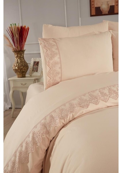 Fransız Dantelli Sara Çeyizlik Nevresim Takımı Cappucino fiyatları