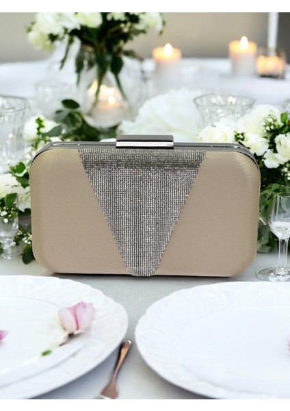Nude Renk Saten Gümüş Taşlı Abiye Çanta Gece Çantası Nişan Düğün Çantası fiyatları