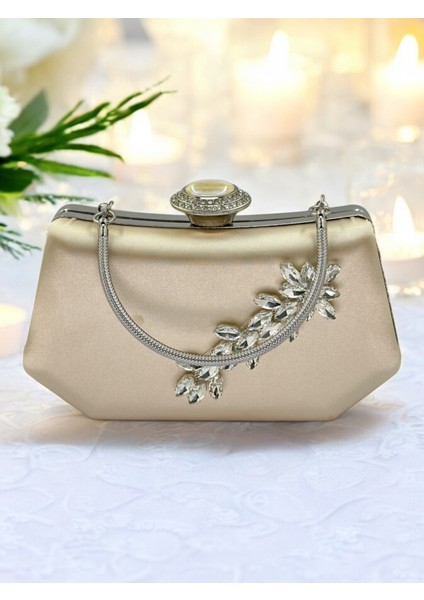 Ten Nude Renk Gümüş Kristal Taşlı Zarif Tasarım Metal Saplı Abiye Çantası modelleri
