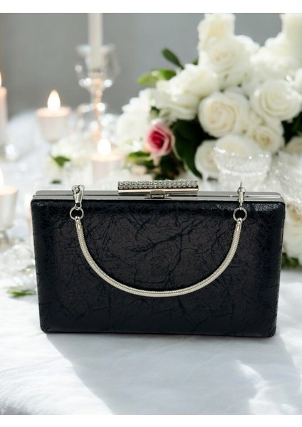 Siyah Renk Gümüş Detaylı Orta Boy Abiye Çanta