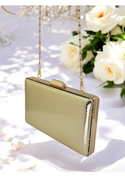 Açık Altın Renk Balıksırtı Desenli Parlak Rugan Deri Kadın Abiye Çanta Düğün Nişan fırsatları