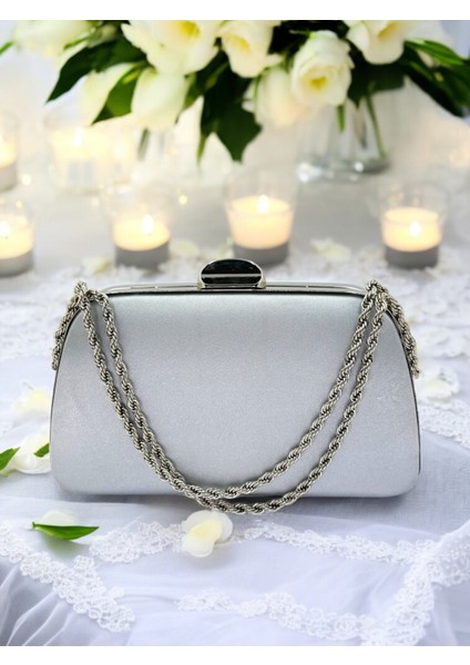 Özel Tasarım Gümüş Gri Renk Saten Zincir Saplı Kristal Taşlı Saplı Kulplu Kadın Abiye Çanta fiyatları
