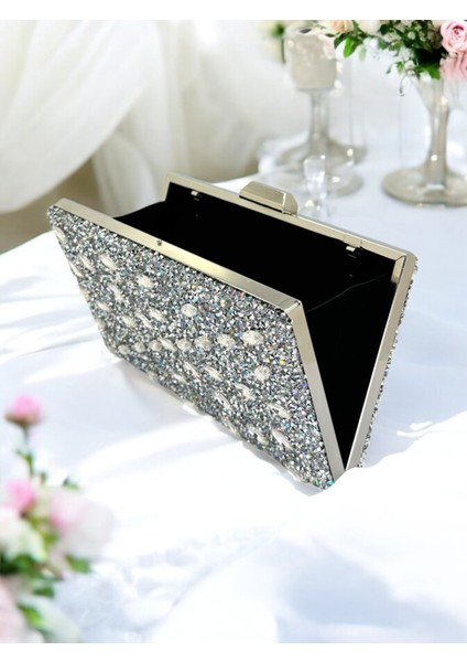 Gümüş Renk Taşlı Kadın Abiye Çanta Zincir Askılı Düğün Nişan Mezuniyet modelleri