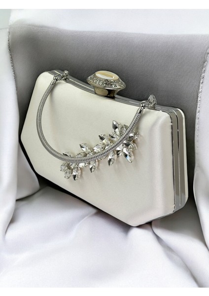 Sedef Ekru Renk Gümüş Kristal Taşlı Zarif Tasarım Metal Saplı Abiye Çantası fırsatları