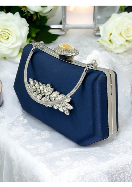 Lacivert Renk Gümüş Kristal Taşlı Zarif Tasarım Metal Saplı Abiye Çantası fırsatları