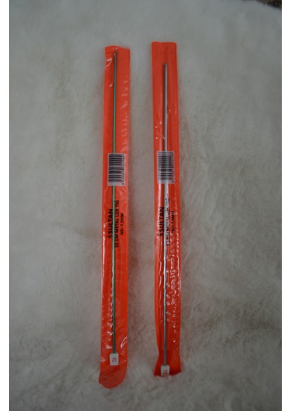 Metal Lüx Tığ (35CM) – 2,5 No - 3 No