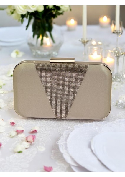 Nude Renk Saten Altın Taşlı Abiye Çanta Gece Çantası Nişan Düğün Çantası fiyatları