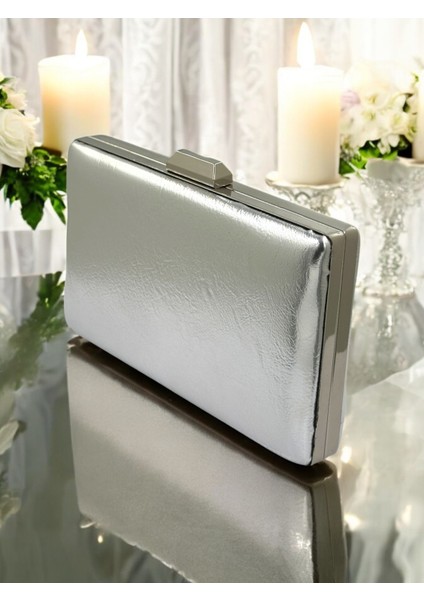Gümüş Gri Lame Kırışık Cilt Deri Metalik Renk Zincir Askılı Abiye Çanta Düğün Nişan Mezuniyet