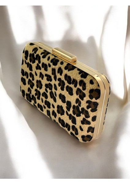 Tüylü Ithal Leopar Desenli Metal Oval Kasalı Abiye Çanta Gece Çantası Düğün Nişan Mezuniyet fiyatları