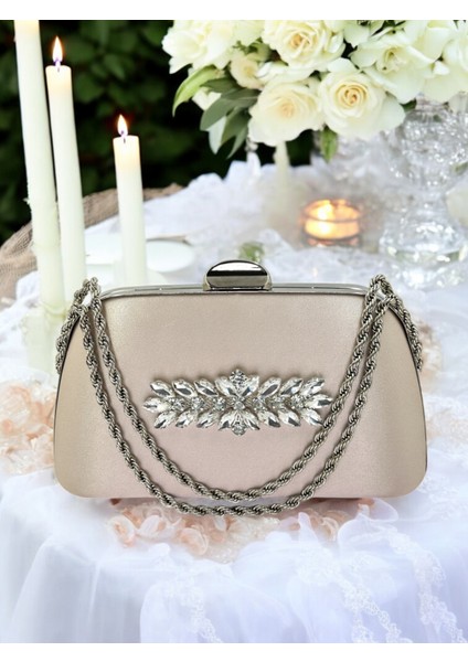Özel Tasarım Ten Renk Saten Zincir Saplı Kristal Taşlı Saplı Kulplu Kadın Abiye Çanta fiyatları