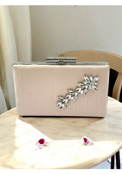 Ten Nude Renk El Izi Yapmayan Simli Saten Kristal Taşlı Kadın Abiye Çanta Düğün Nişan fiyatları