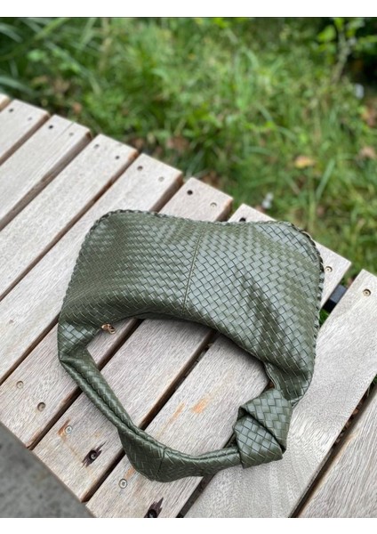 Örgü Desenli Kadın Kol Çantası – Günlük Şık Omuz Çantası | Yumuşak Deri Dokulu, Geniş Iç Hacimli, Trend Model fiyatları