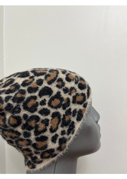 Kadın Yumuşacık Leopar Desenli Akrilik Kumaş Saçaklı Tüylü Bere – Sıcak Tutucu Kışlık Şapka fiyatları