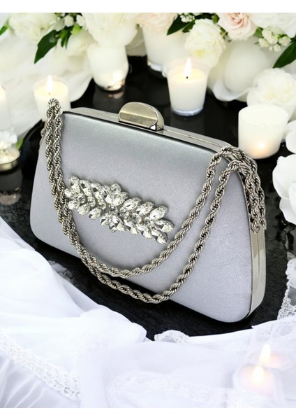 Özel Tasarım Gri Renk Saten Zincir Saplı Kristal Taşlı Saplı Kulplu Kadın Abiye Çanta