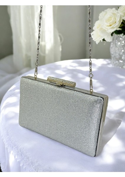 Gümüş Renk Tek Taraf Taşlı Metal Saplı Kadın Abiye Çanta Düğün Nişan Mezuniyet fırsatları