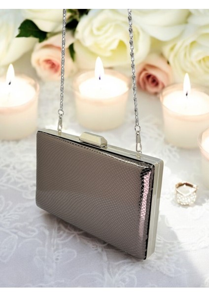 Platin Renk Balıksırtı Desenli Parlak Rugan Deri Kadın Abiye Çanta Düğün Nişan indirimleri