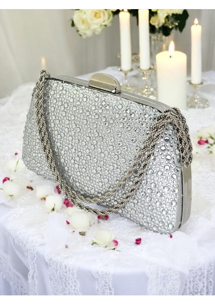 Gümüş Gri Lame Renk Taşlı Zincir Kulplu Kadın Abiye Çanta Mezuniyet Düğün Nişan