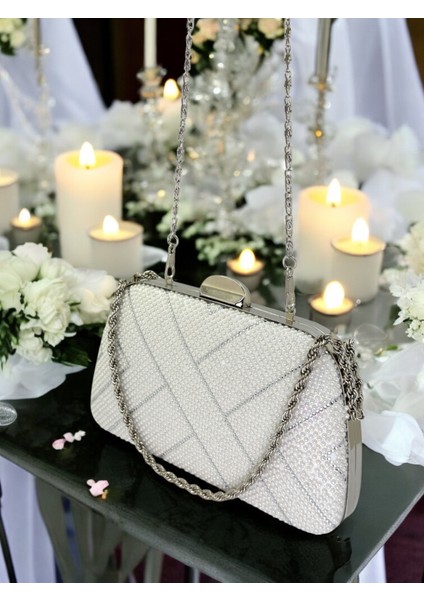 Sedef Ekru Altın Renk Incili Zincir Kulplu Kadın Abiye Çanta Mezuniyet Düğün Nişan