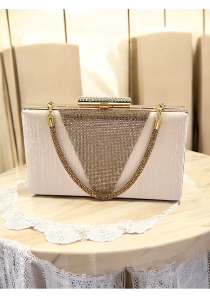 Ten Nude Taşlı Saplı Simli Saten Üzeri Altın Kristal Taş Süslemeli Kadın Abiye Çanta fırsatları