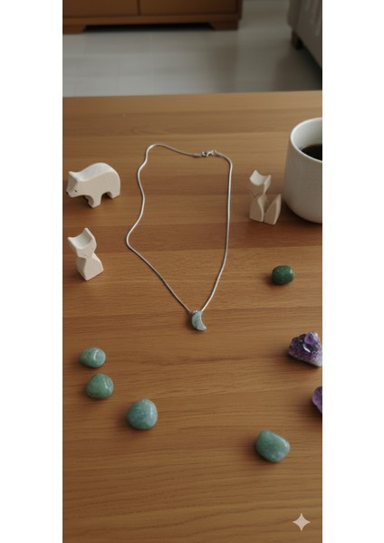 Hilal Şeklinde Aventurin Doğal Taş Paslanmaz Çelik Kolye – Şans, Huzur ve Yaratıcılık Getiren Takı modelleri