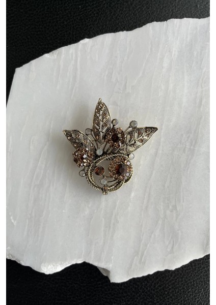 Çiçek ve Yaprak Tasarım Broş modelleri