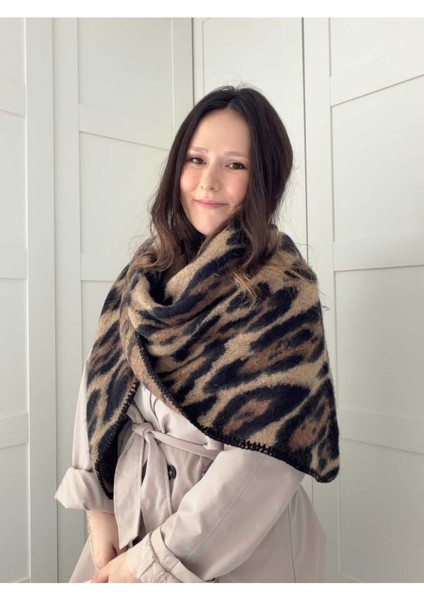 Leopar Üçgen Atkı